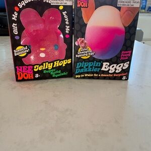 New doh Jelly Hops Scented Bunny Toy - Pink and color changing egg combo!